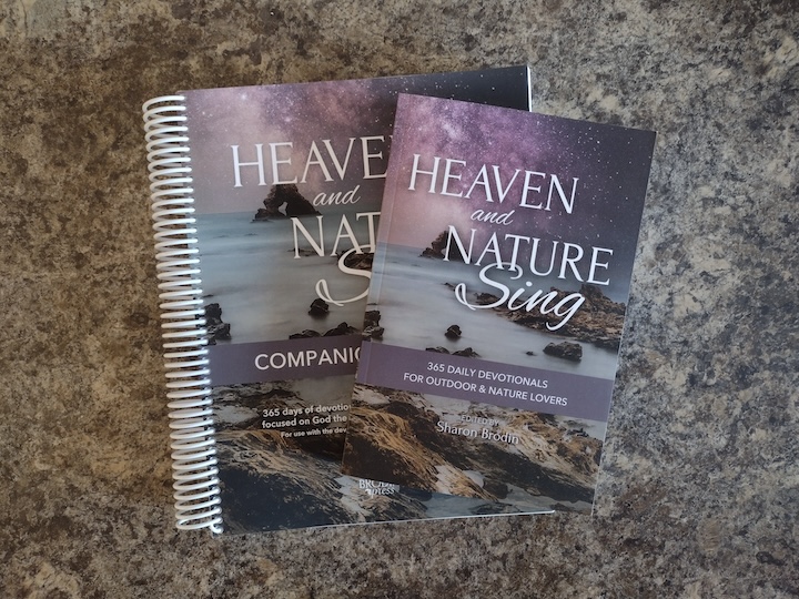 Book "Heaven and Nature Sing" with companion journal